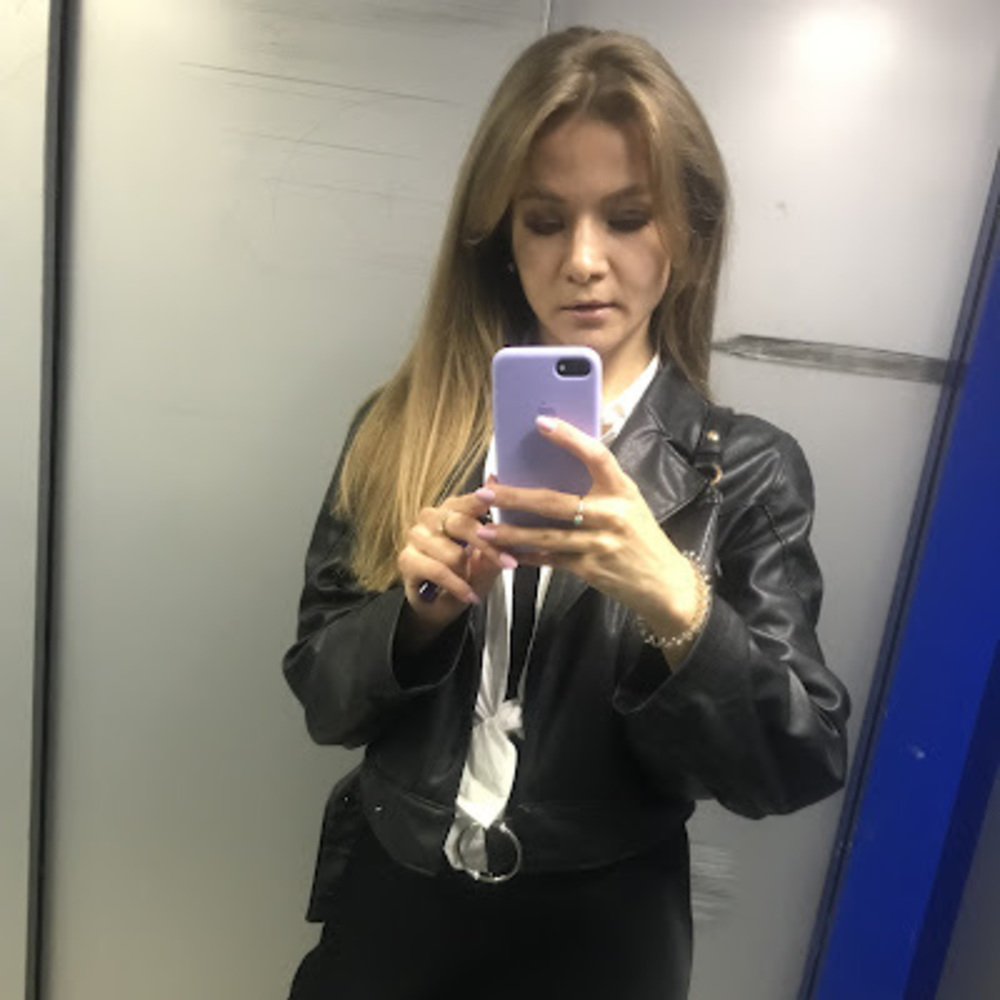 Meet your Posher, Alina